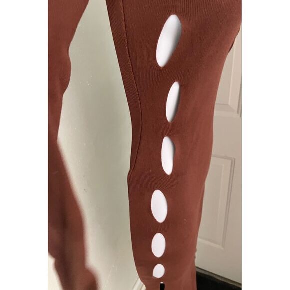 NWT Hera Collection Brown Turtleneck Knit Midi Women’s Dress Cut-Out SZ Medium - Picture 9 of 9